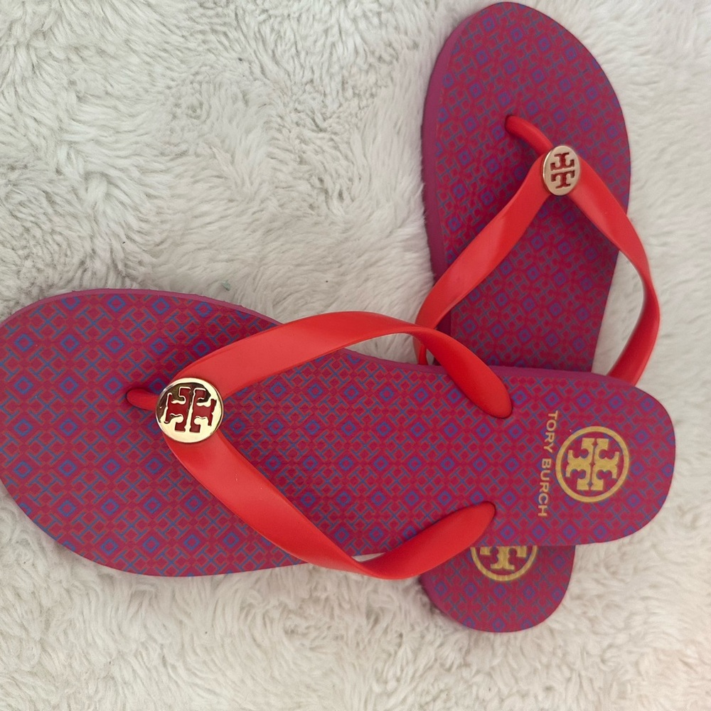 Tory Burch flip flops size 8 womens